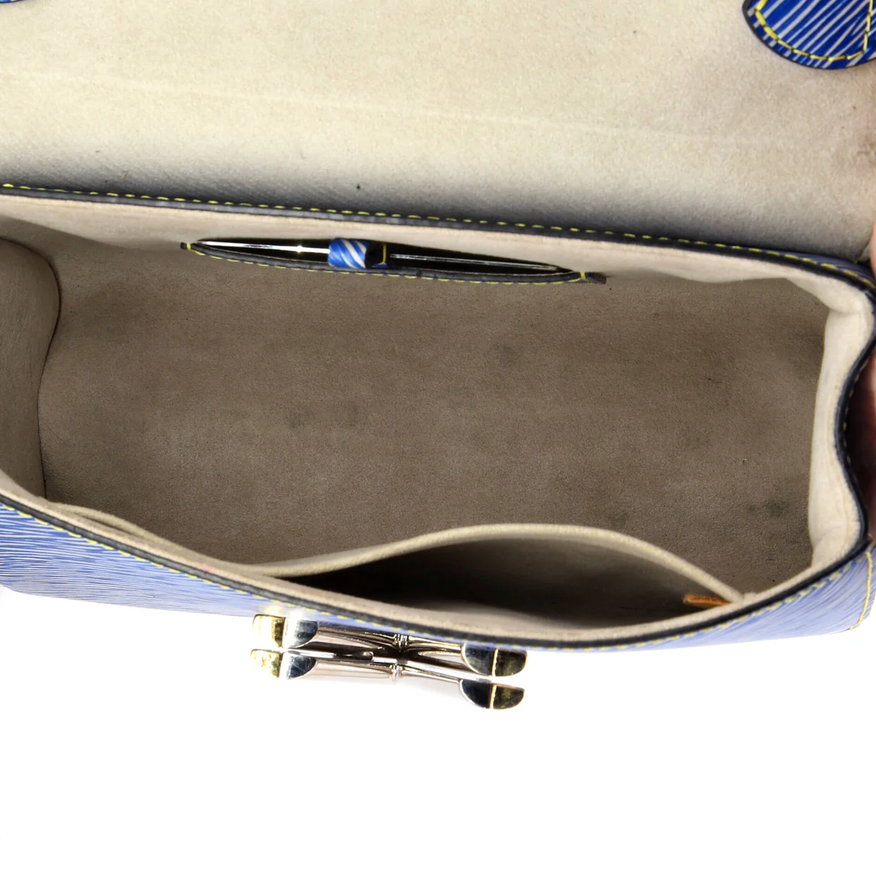 Twist Handbag Epi Leather MM - Deep Luxury