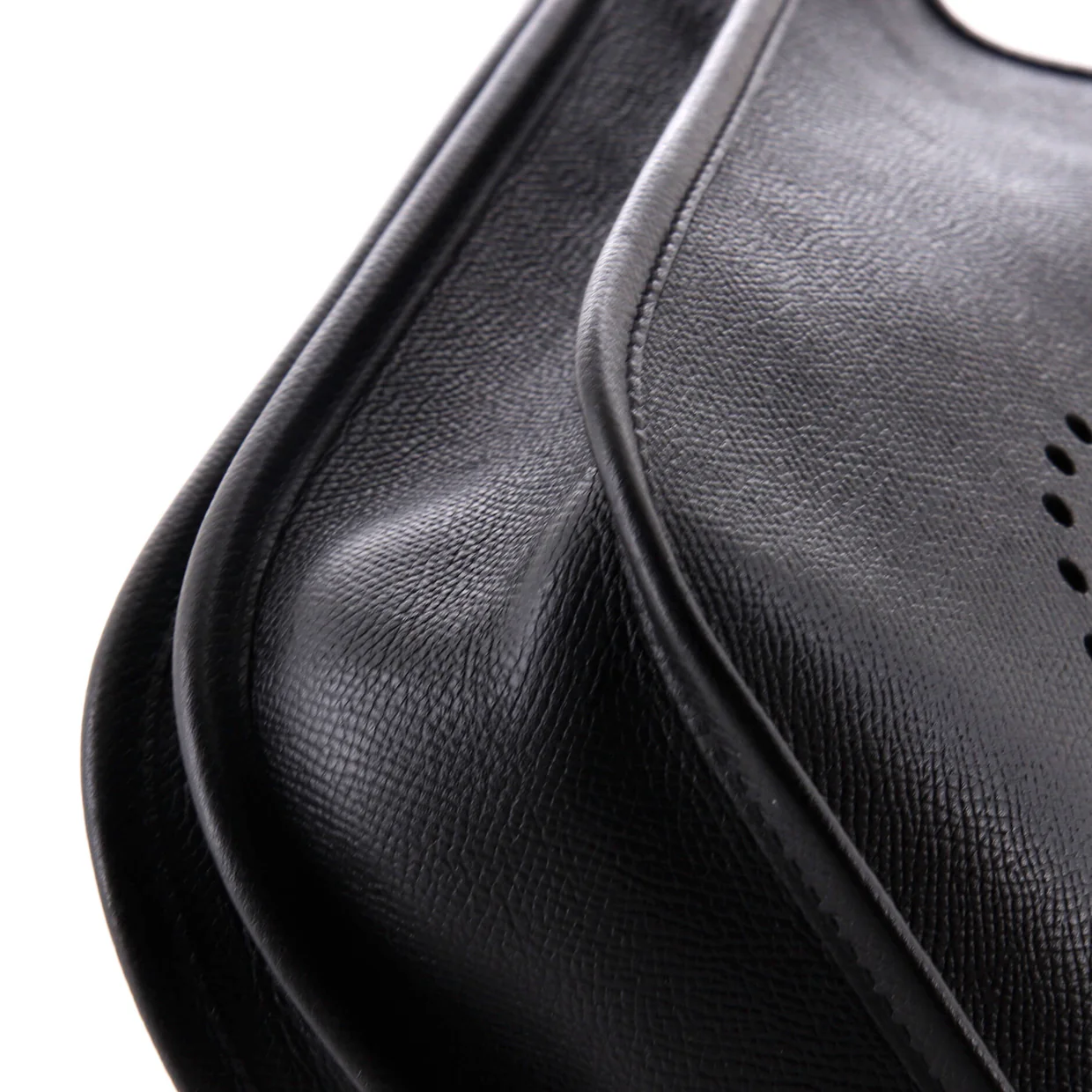 Evelyne Bag Gen III Epsom PM - Deep Luxury