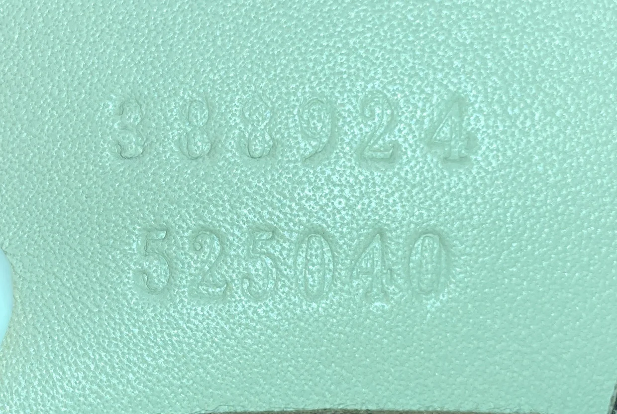 Flat Messenger Bag GG Canvas Medium - Deep Luxury