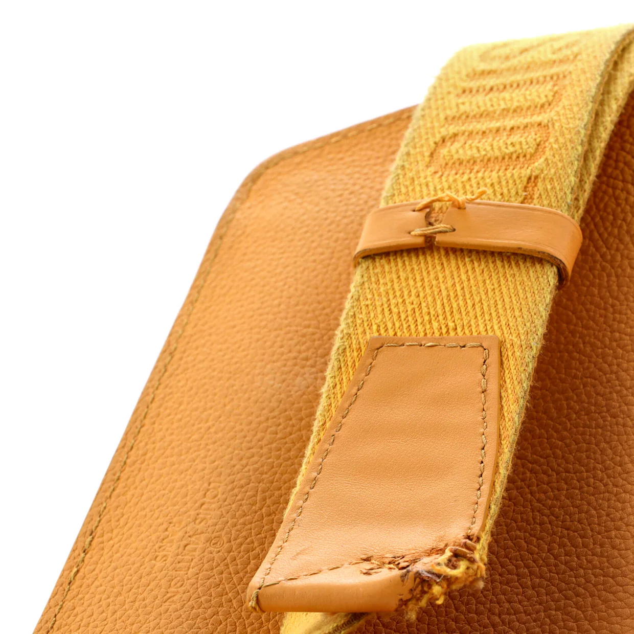 Aerogram Takeoff Sling Bag Leather - Deep Luxury