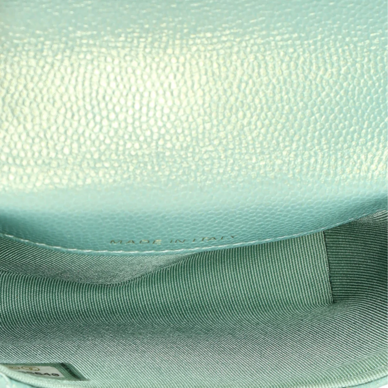 CC Pearl Coin Card Holder with Chain Quilted Iridescent Caviar - Deep Luxury