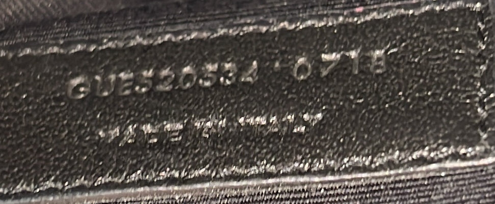 Lou Camera Bag Matelasse Chevron Leather Small - Deep Luxury