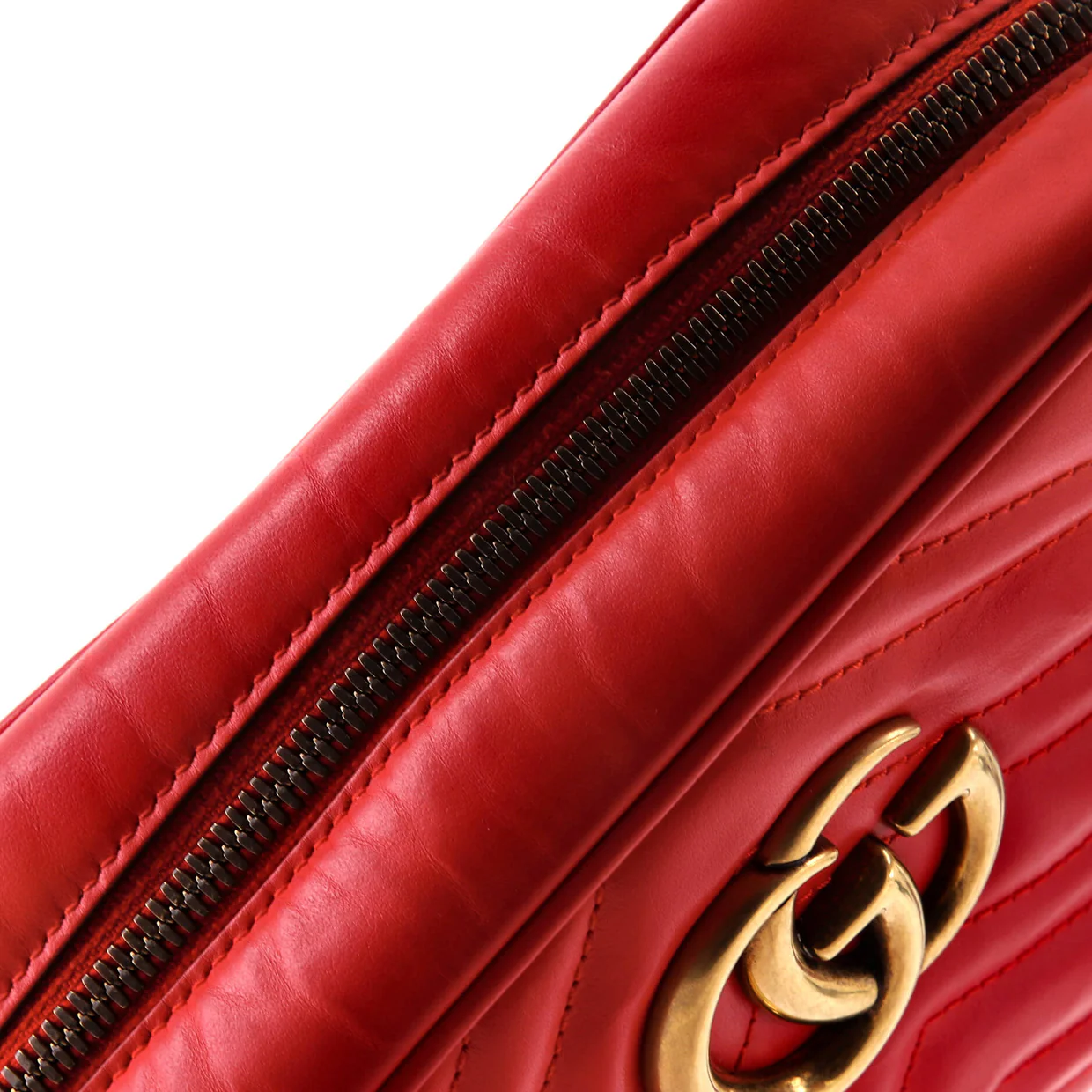 GG Marmont Shoulder Bag Matelasse Leather Small - Deep Luxury