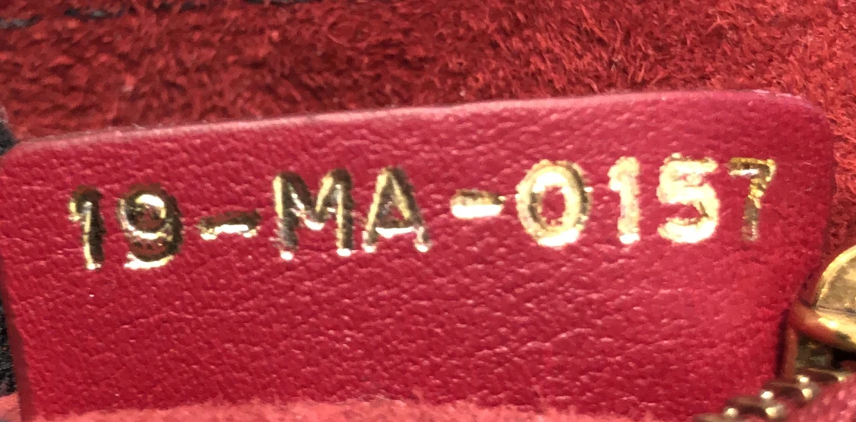 Dio(r)evolution Flap Bag Leather Medium - Deep Luxury