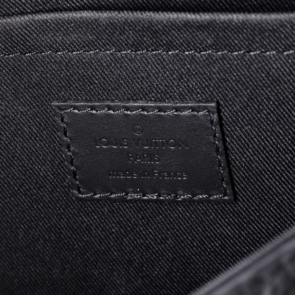 Steamer Crossbody Bag Monogram Taurillon Leather PM - Deep Luxury