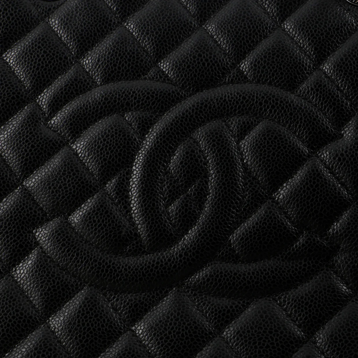 Grand Shopping Tote Quilted Caviar XL - Deep Luxury