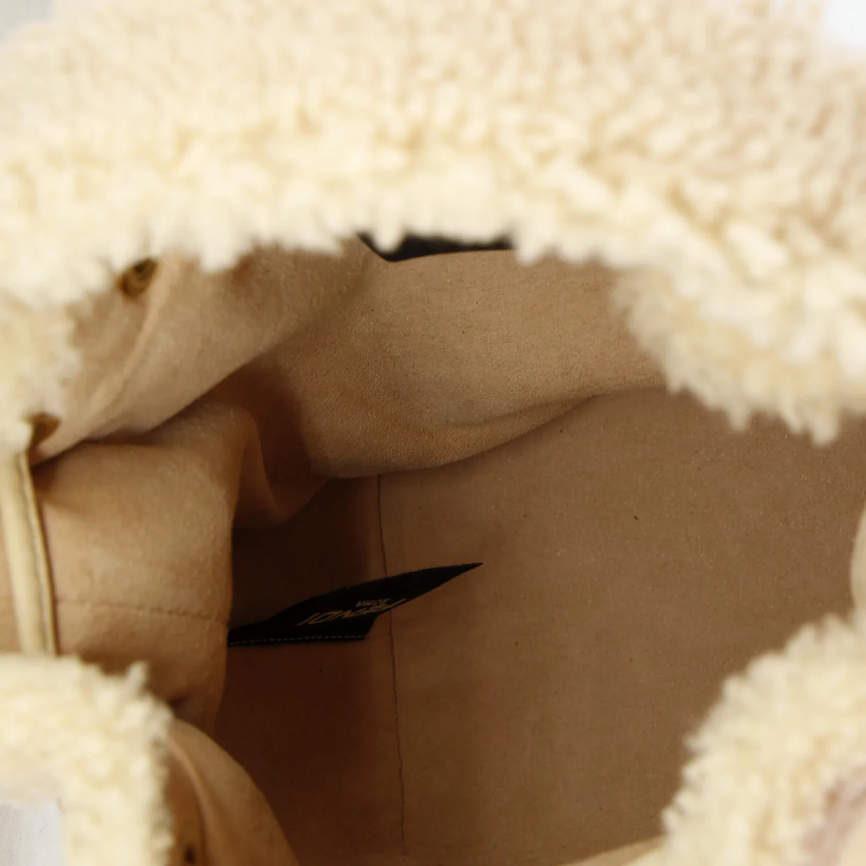 Logo Mon Tresor Bucket Bag Shearling with Nubuck Mini - Deep Luxury