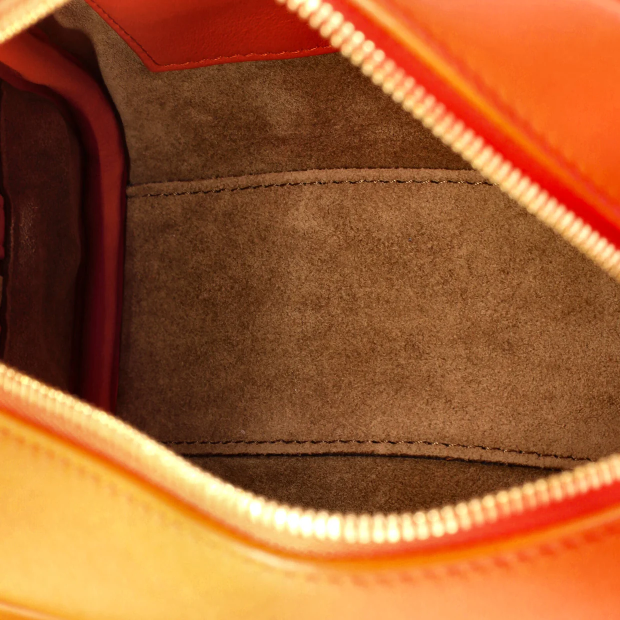 Amazona Square Bag Leather 16 - Deep Luxury