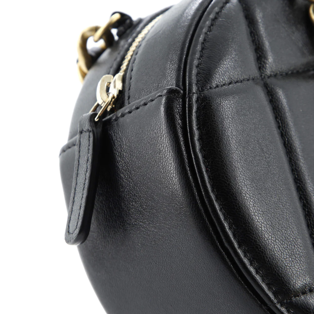 19 Round Clutch with Chain Quilted Leather - Deep Luxury