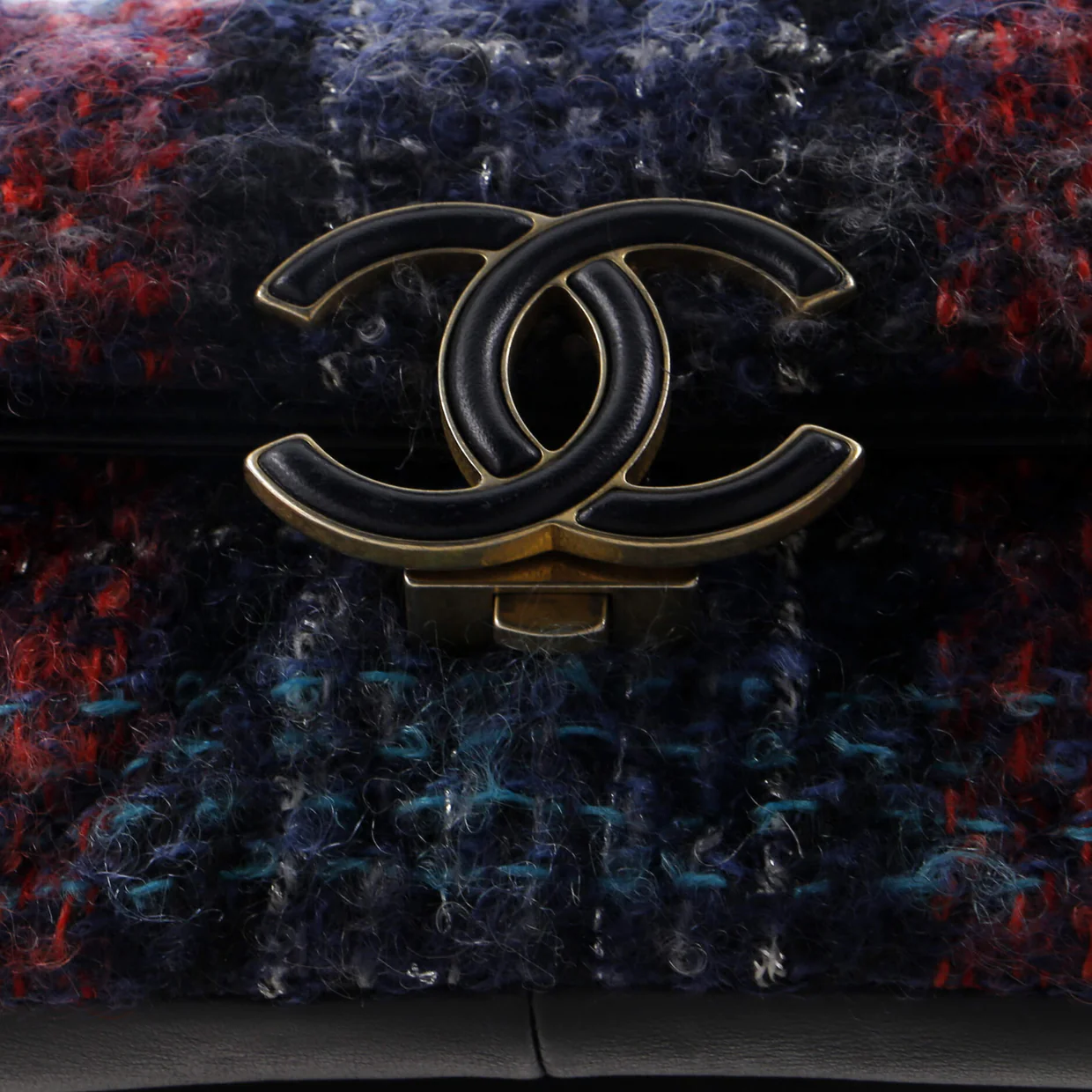 CC Chic Double Flap Bag Quilted Tweed Small - Deep Luxury