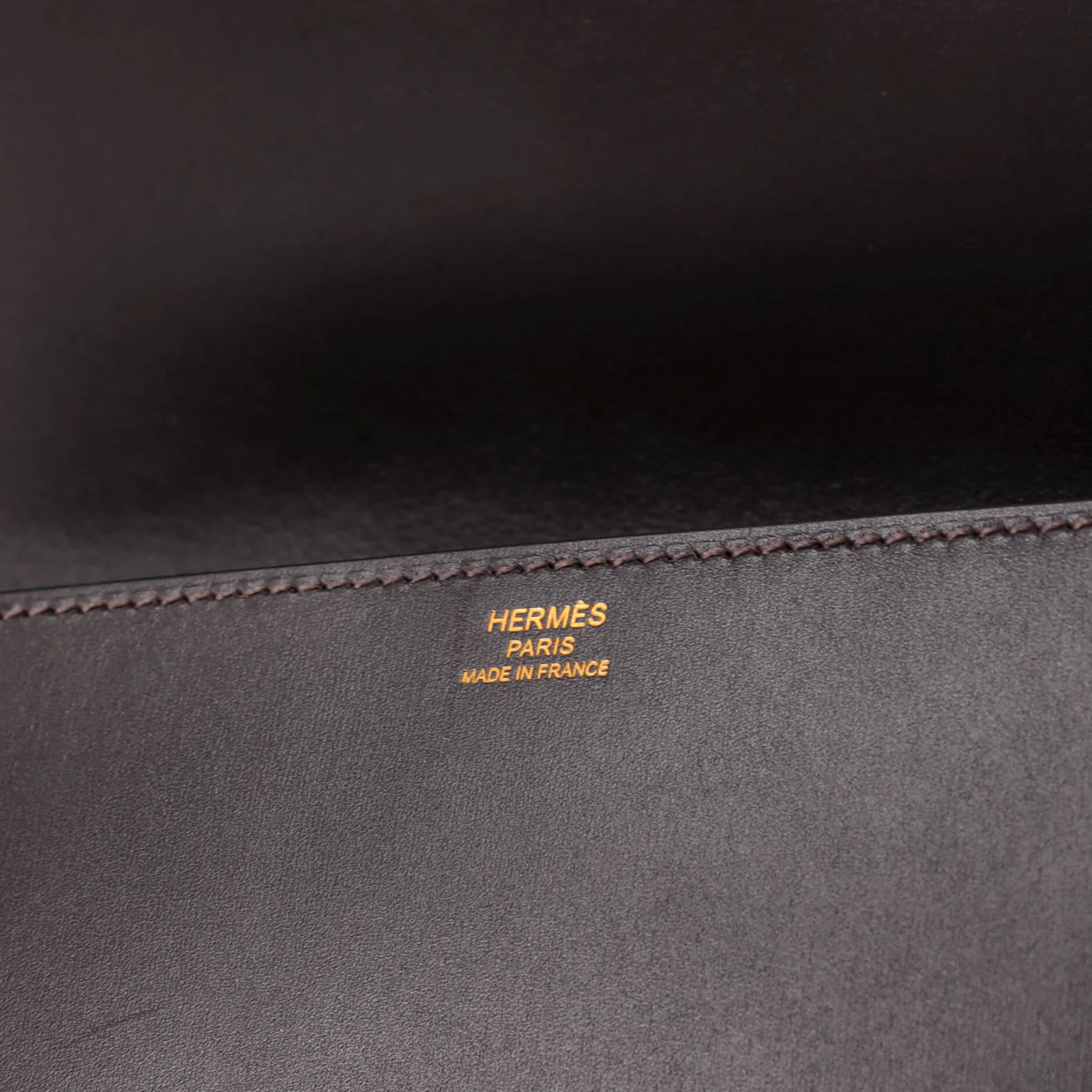 Medor Clutch Box Calf 29 - Deep Luxury