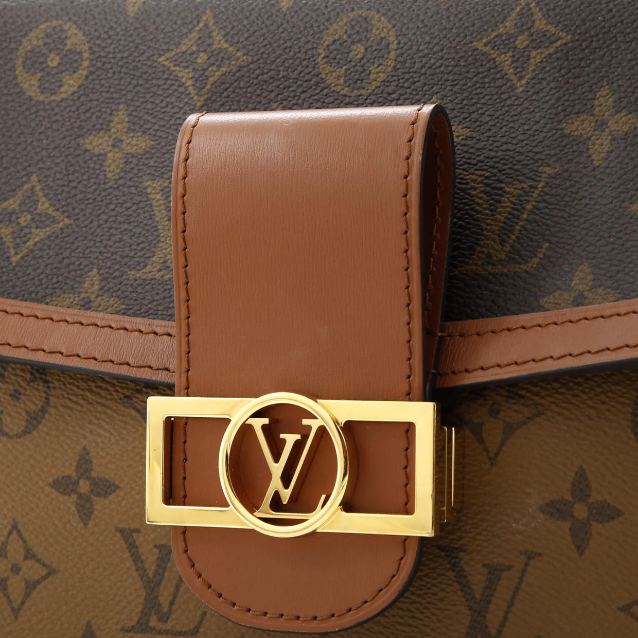 Dauphine Shoulder Bag Reverse Monogram Canvas MM - Deep Luxury