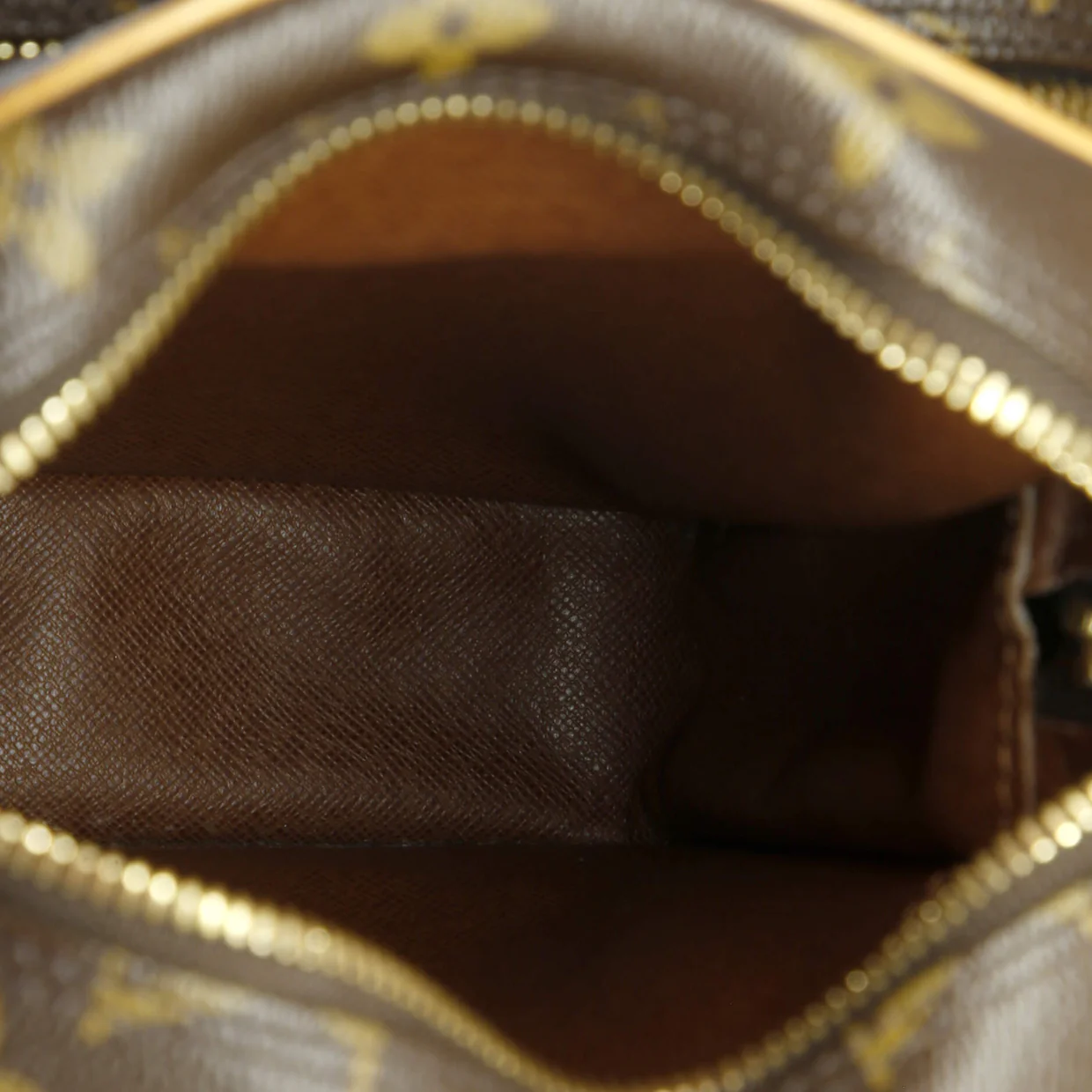 Amazone Bag Monogram Canvas - Deep Luxury