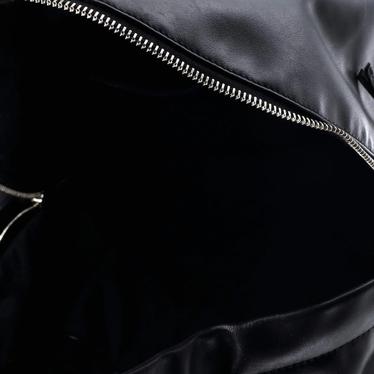 City Backpack Leather Medium - Deep Luxury