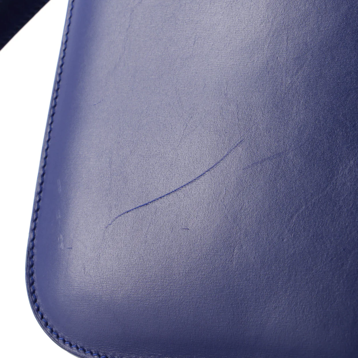 Classic Box Bag Smooth Leather Medium - Deep Luxury