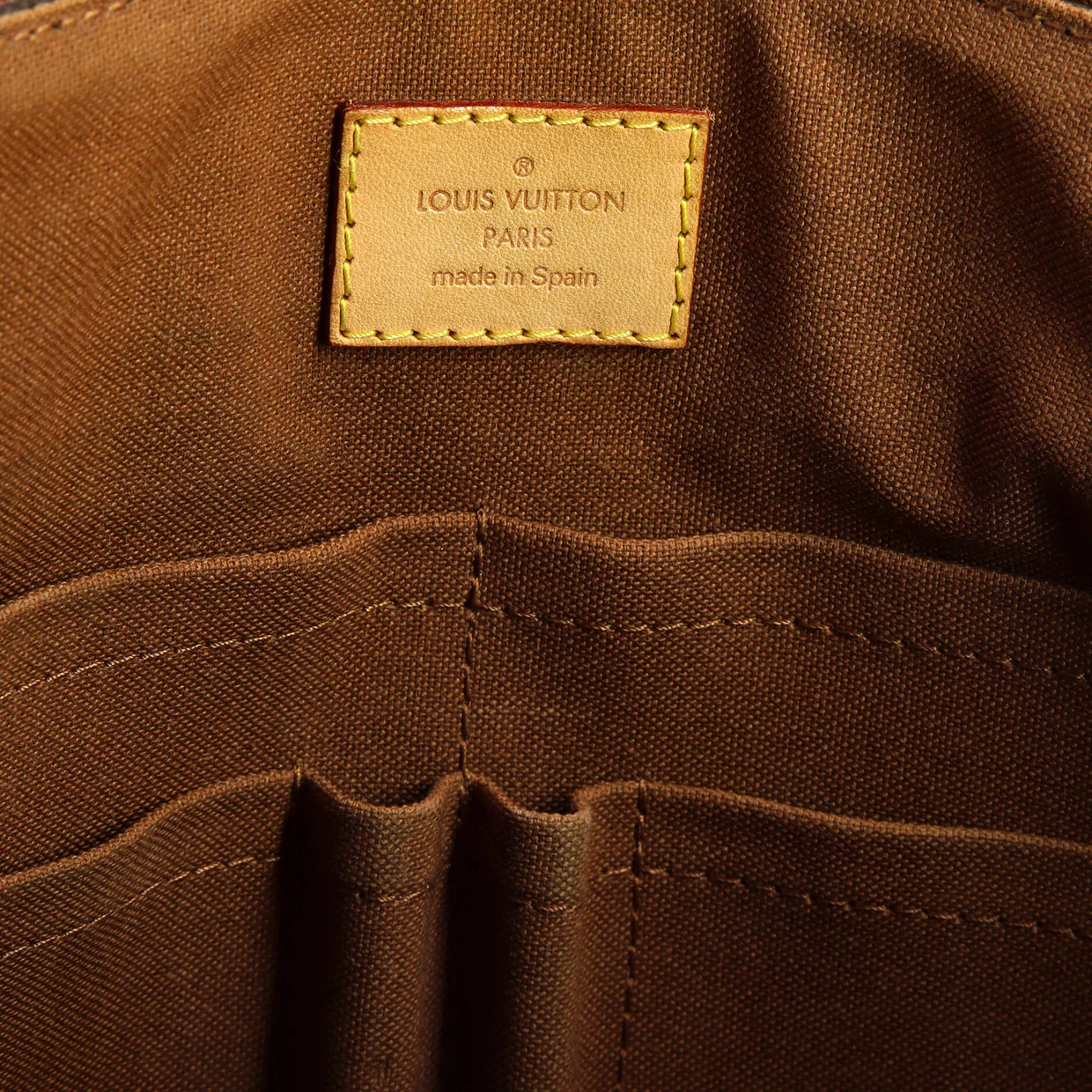 Beaubourg Messenger Bag Monogram Canvas MM - Deep Luxury