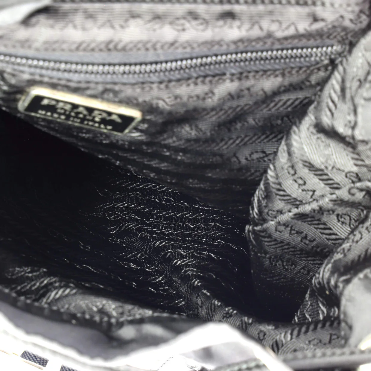 Double Front Pocket Backpack Tessuto Small - Deep Luxury