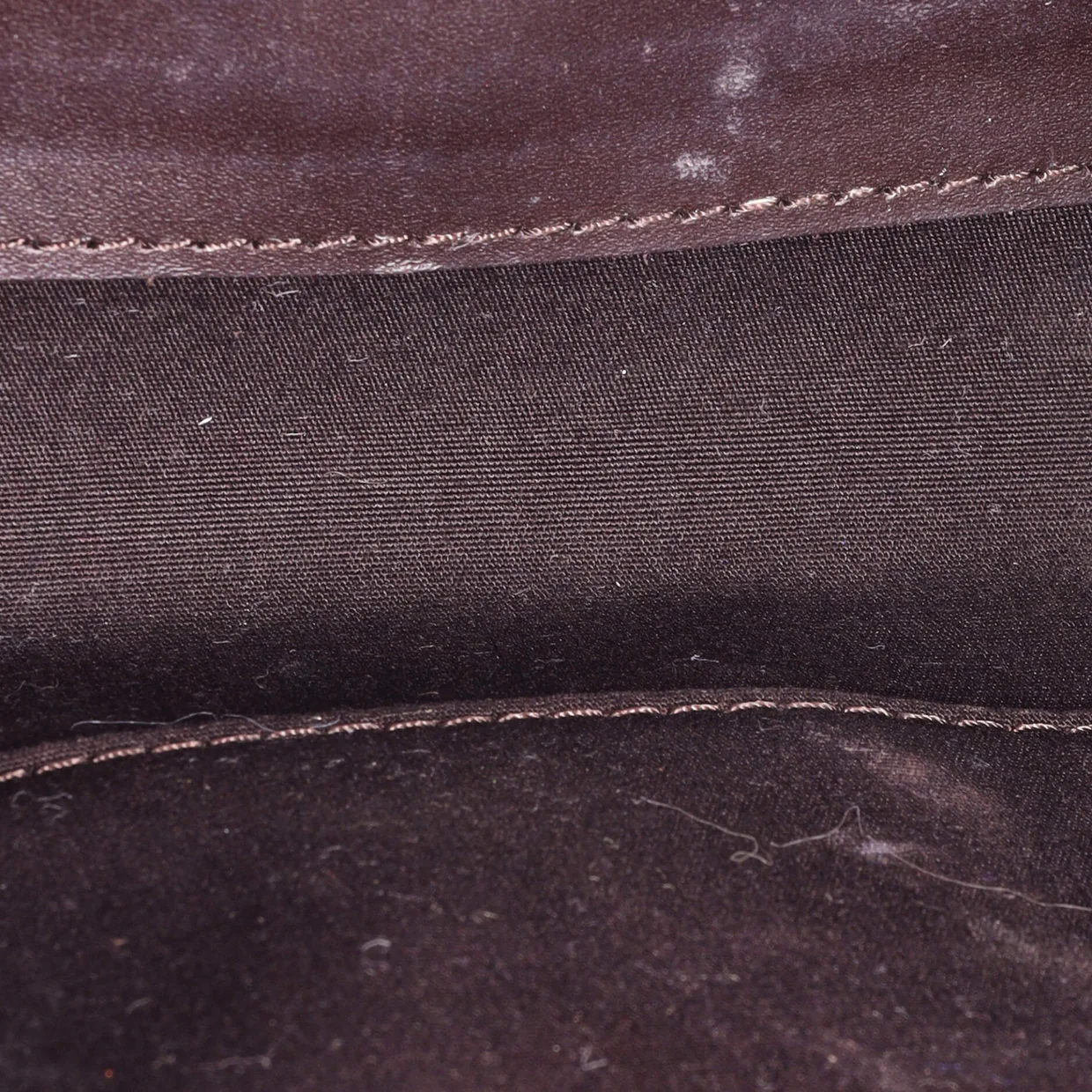 Chain Louise Clutch Patent MM - Deep Luxury