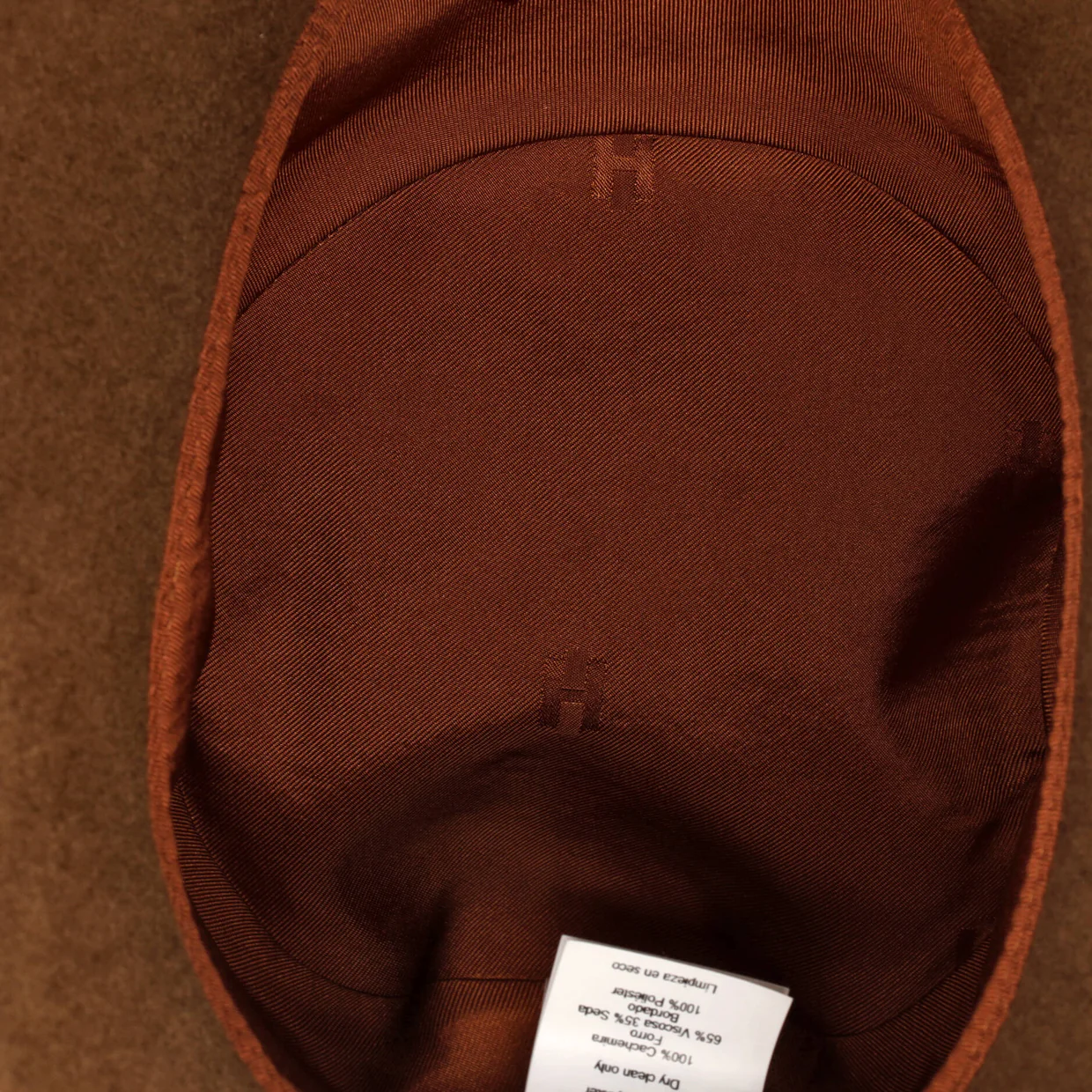 Debbie Charms Bucket Hat Cashmere - Deep Luxury