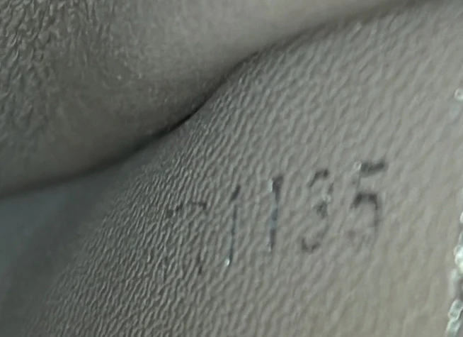 Capucines Bag Leather MM - Deep Luxury