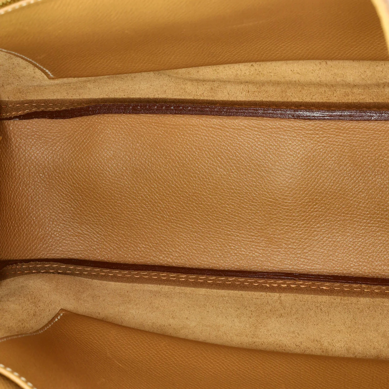 Tsako Shoulder Bag Courchevel - Deep Luxury