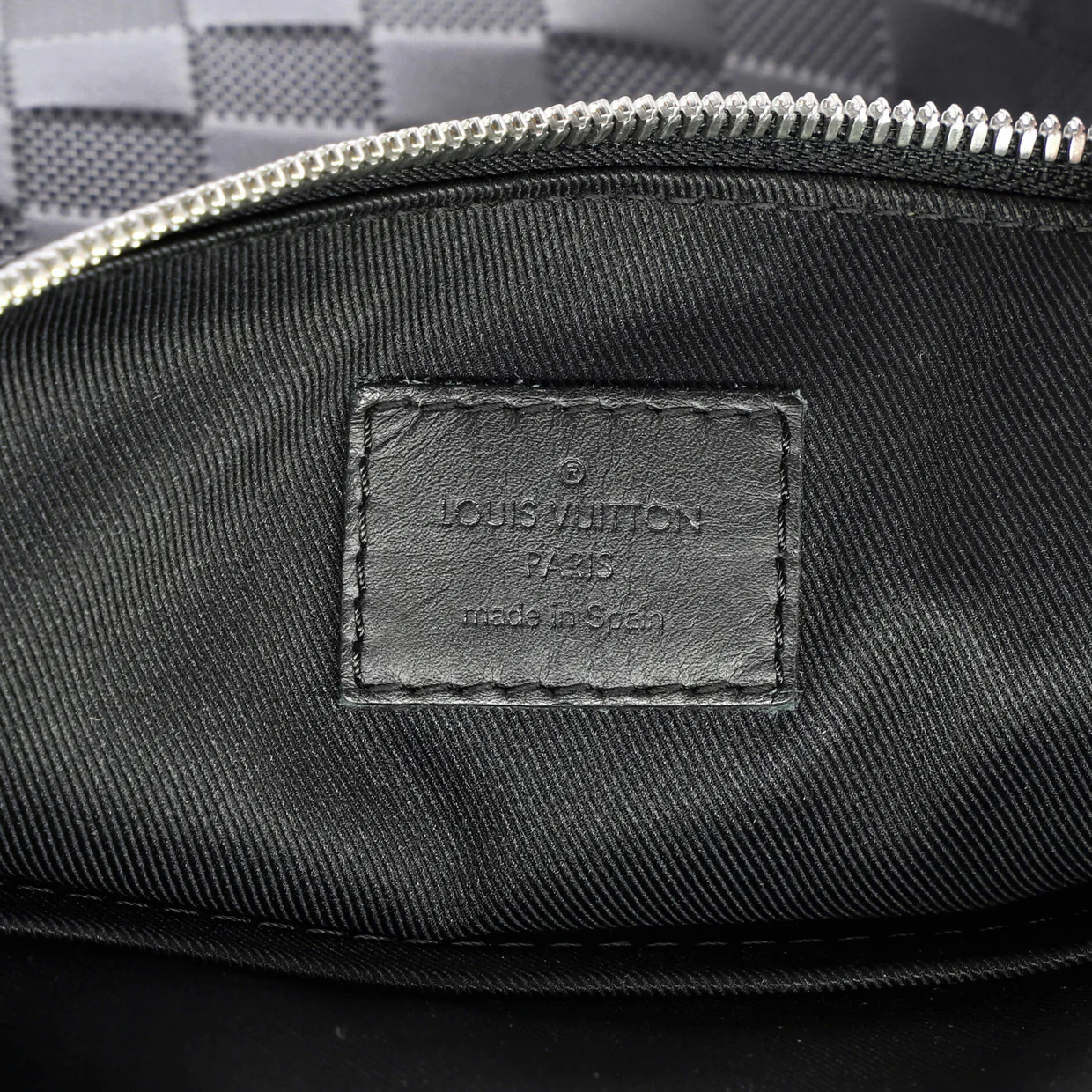 Discovery Messenger Bag Damier Infini Leather BB - Deep Luxury