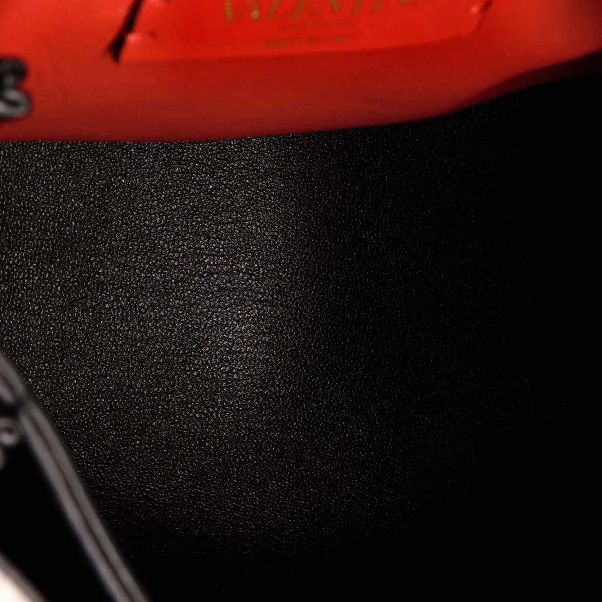 VRing Top Handle Bag Leather Small - Deep Luxury