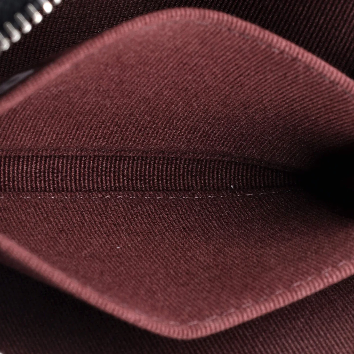 CC Zip Coin Purse Quilted Caviar Small - Deep Luxury