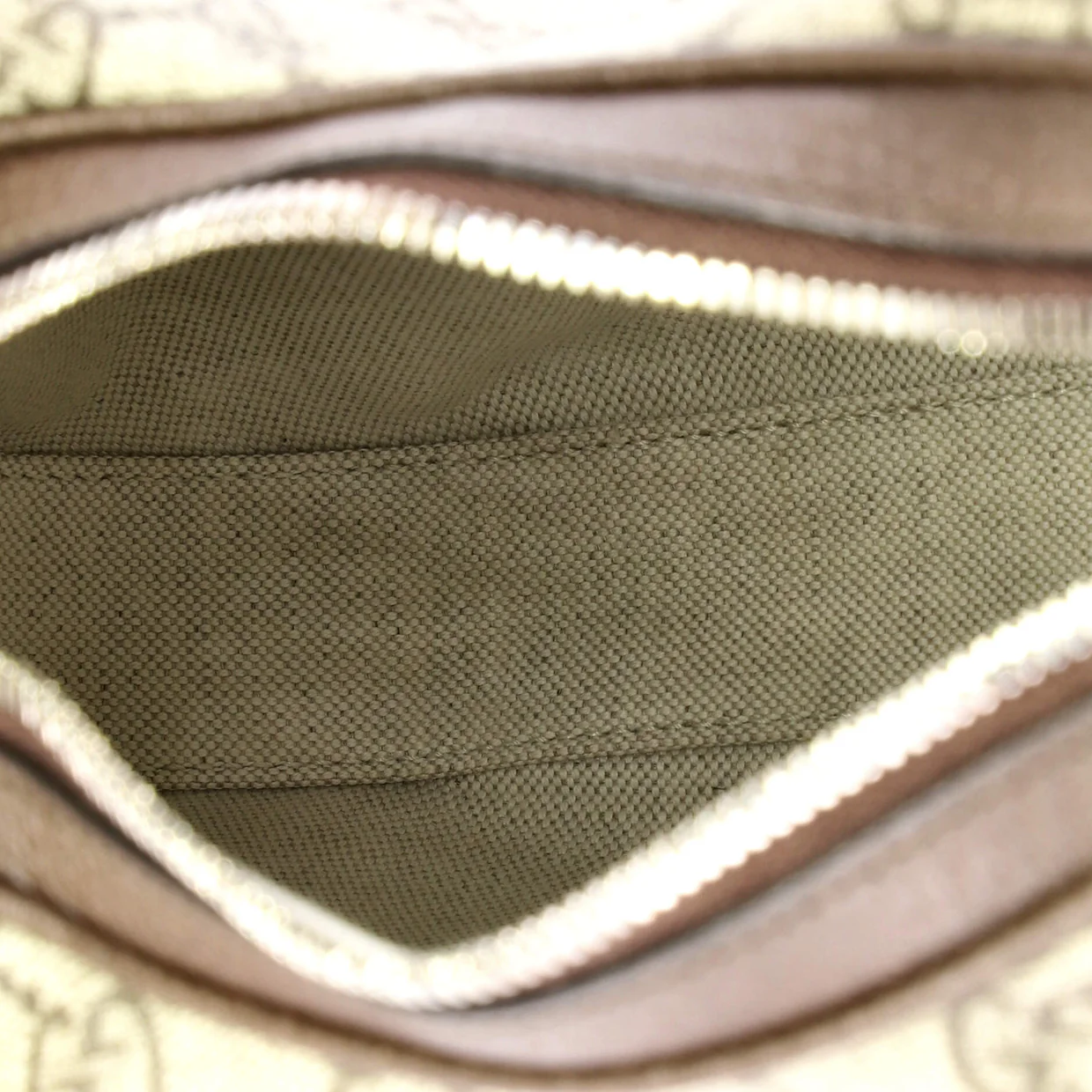 Attache Shoulder Bag GG Coated Canvas Medium - Deep Luxury