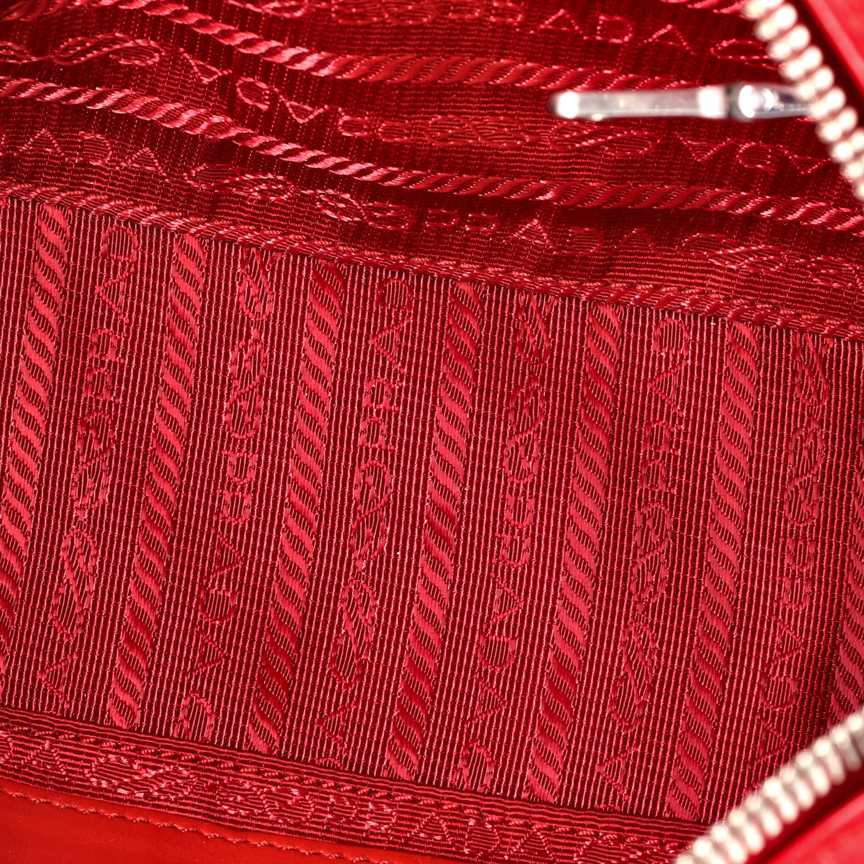 Camera Bag Diagramme Quilted Leather Small - Deep Luxury