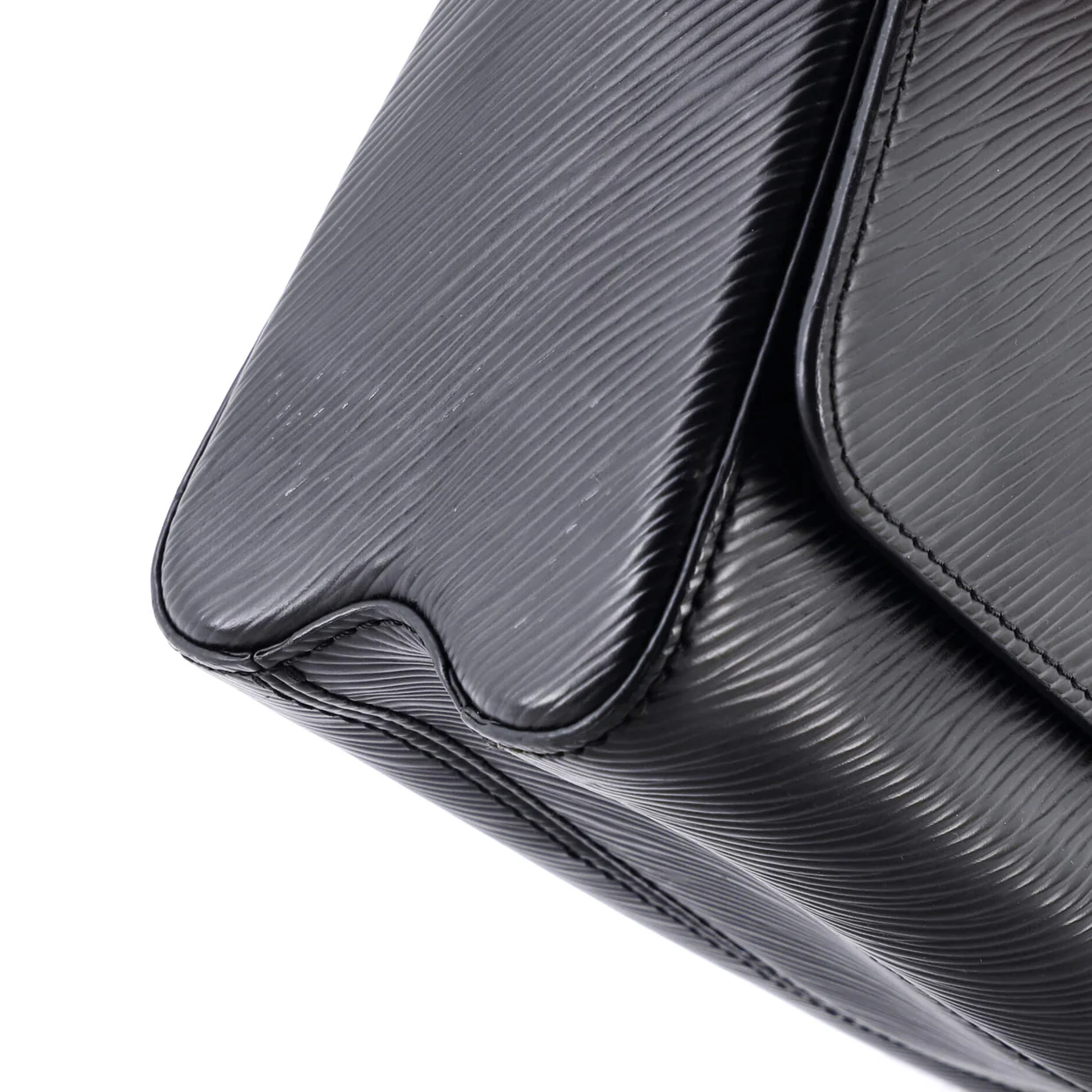 Twist Handbag Epi Leather MM - Deep Luxury