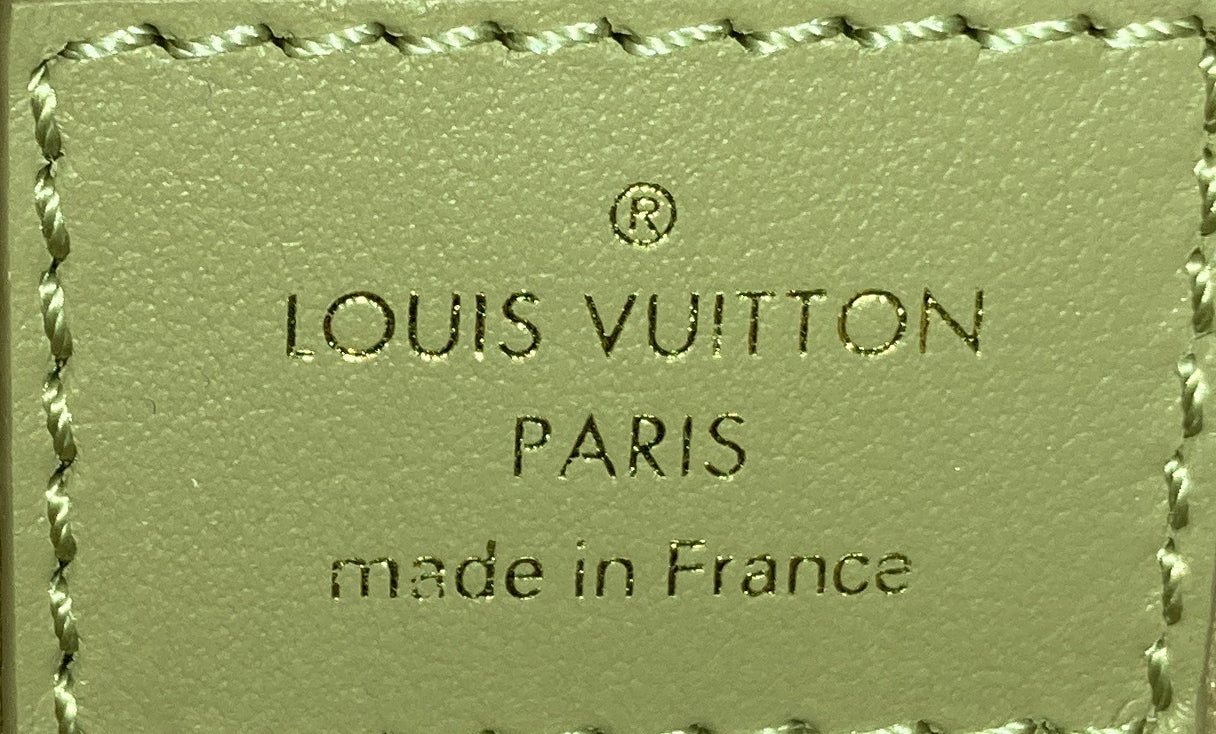 Side Trunk Handbag Taurillon Leather MM - Deep Luxury