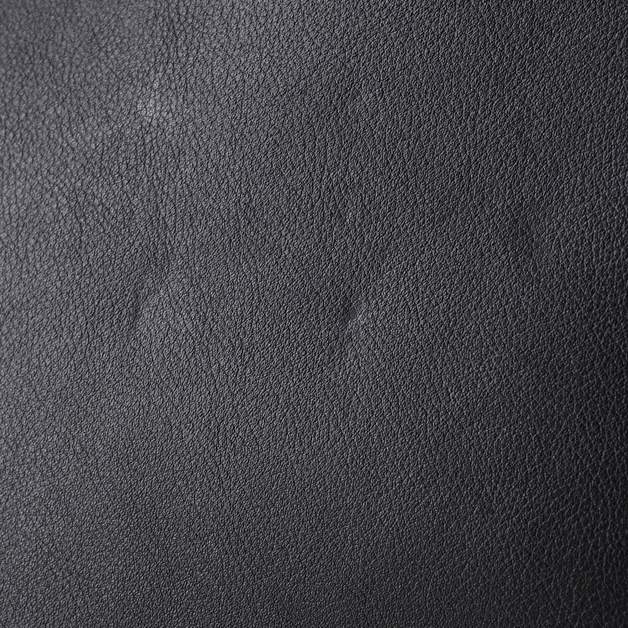 Diana NM Bamboo Handle Tote Leather Medium - Deep Luxury