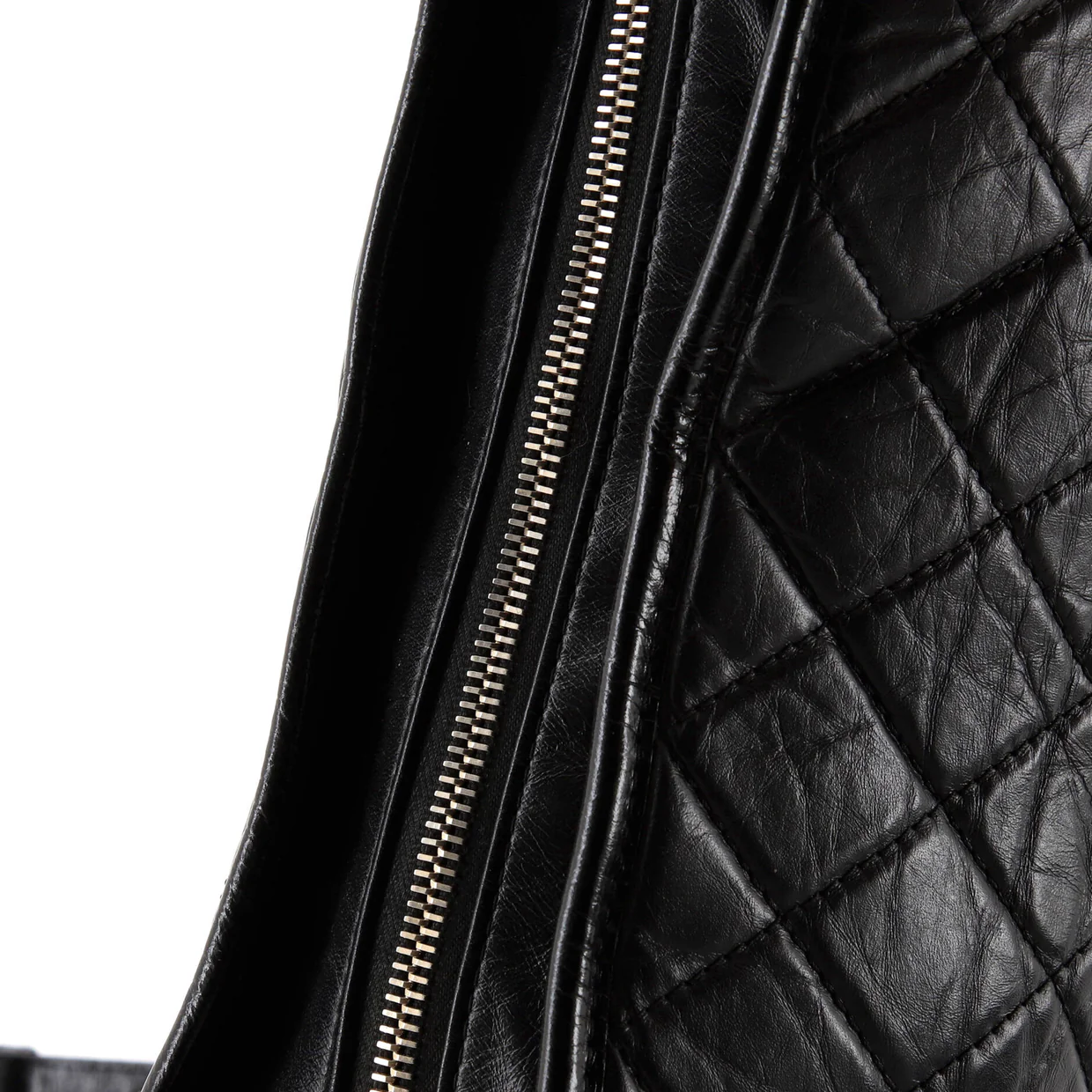 Gabrielle Hobo Quilted Aged Calfskin Medium - Deep Luxury