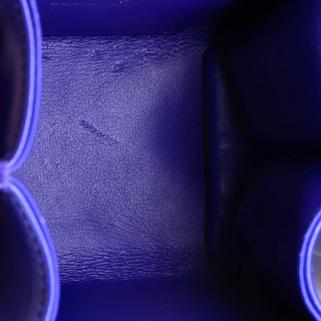 Iconic Top Handle Bag Leather XS - Deep Luxury