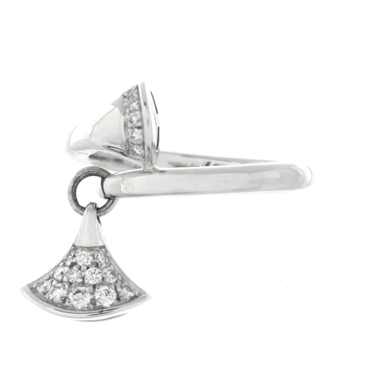 Divas' Dream Charm Ring 18K White Gold with Diamonds - Deep Luxury