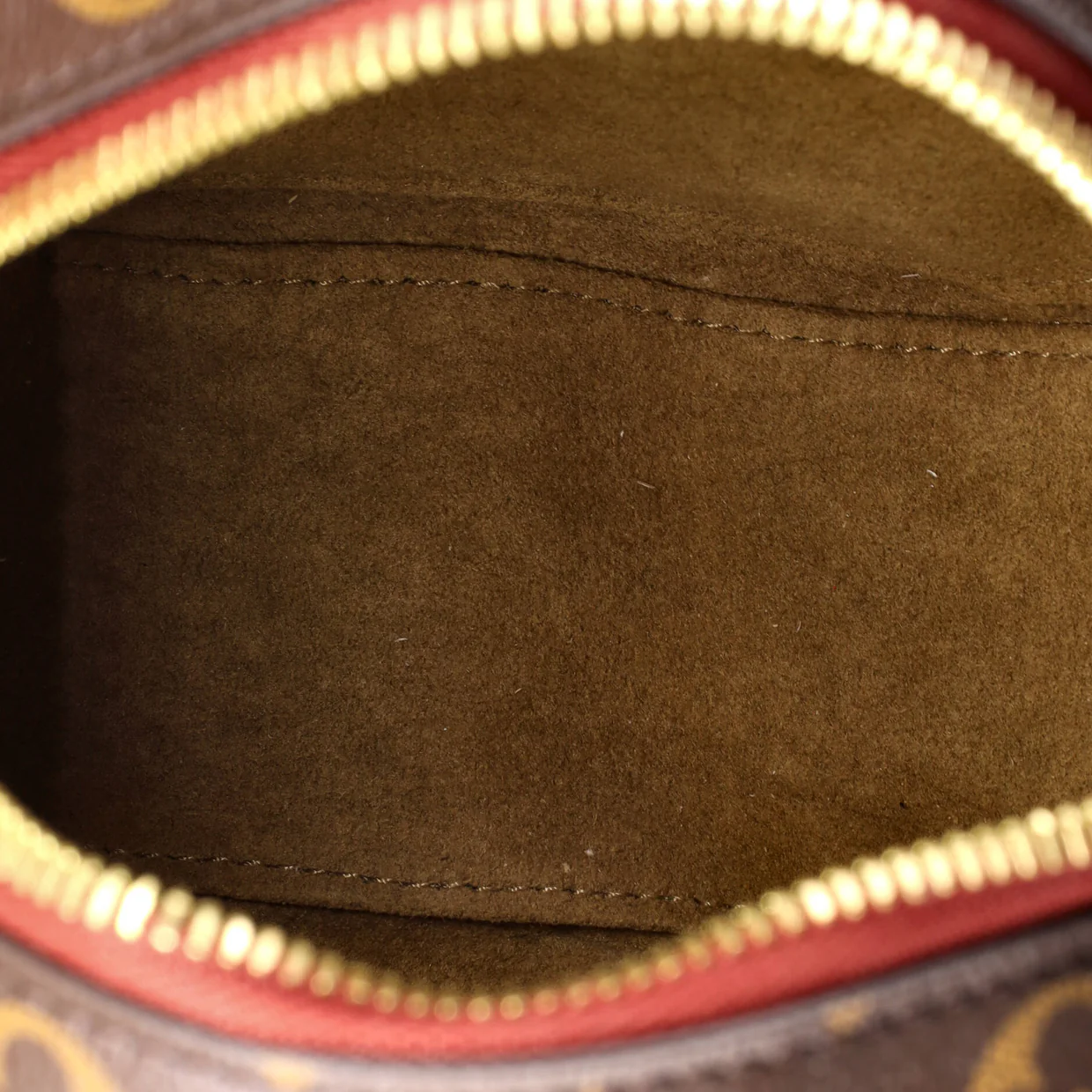 Boite Chapeau Souple Bag Monogram Canvas PM - Deep Luxury