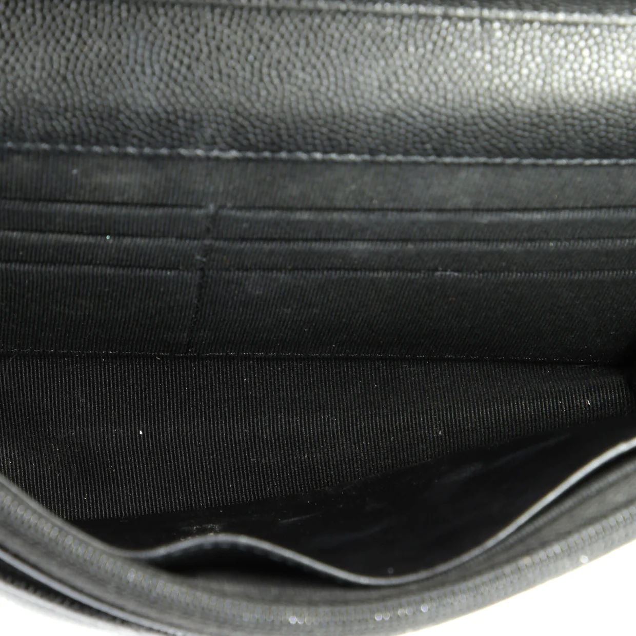 Textured CC Wallet on Chain Quilted Caviar - Deep Luxury