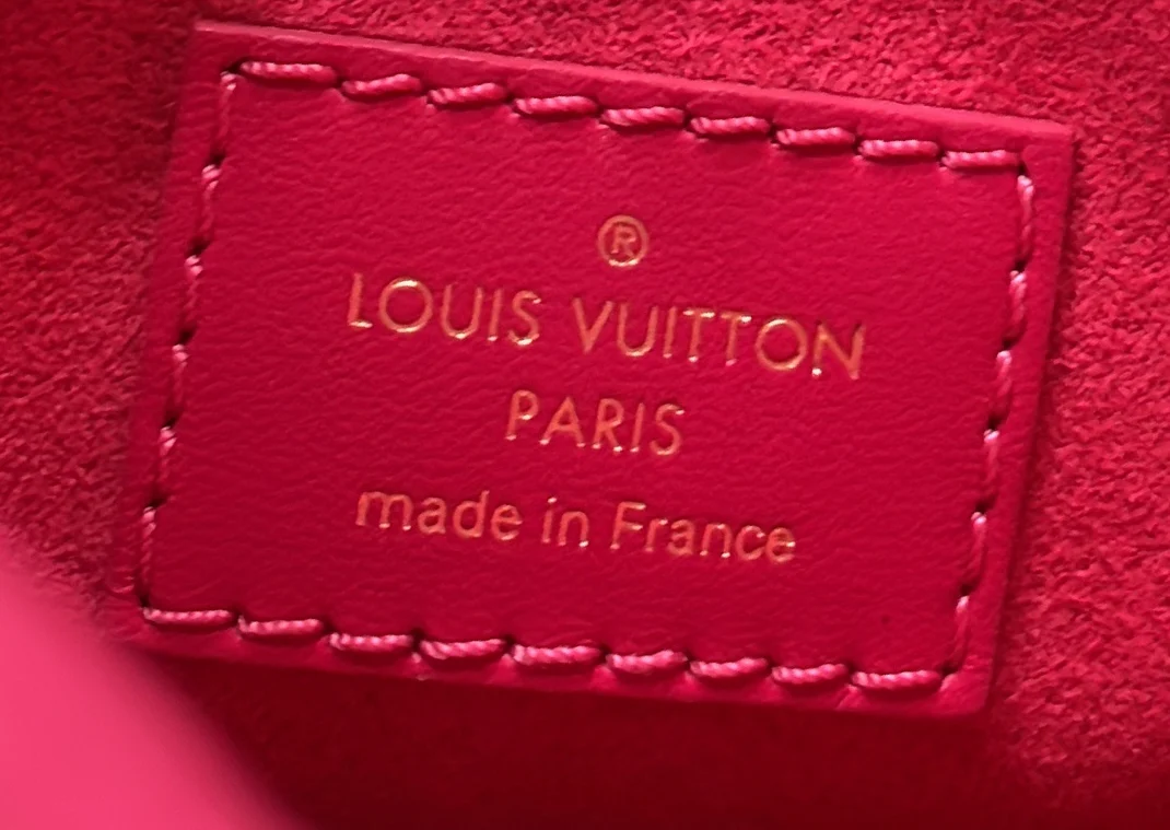 OnTheGo Tote Monogram Empreinte Giant PM - Deep Luxury