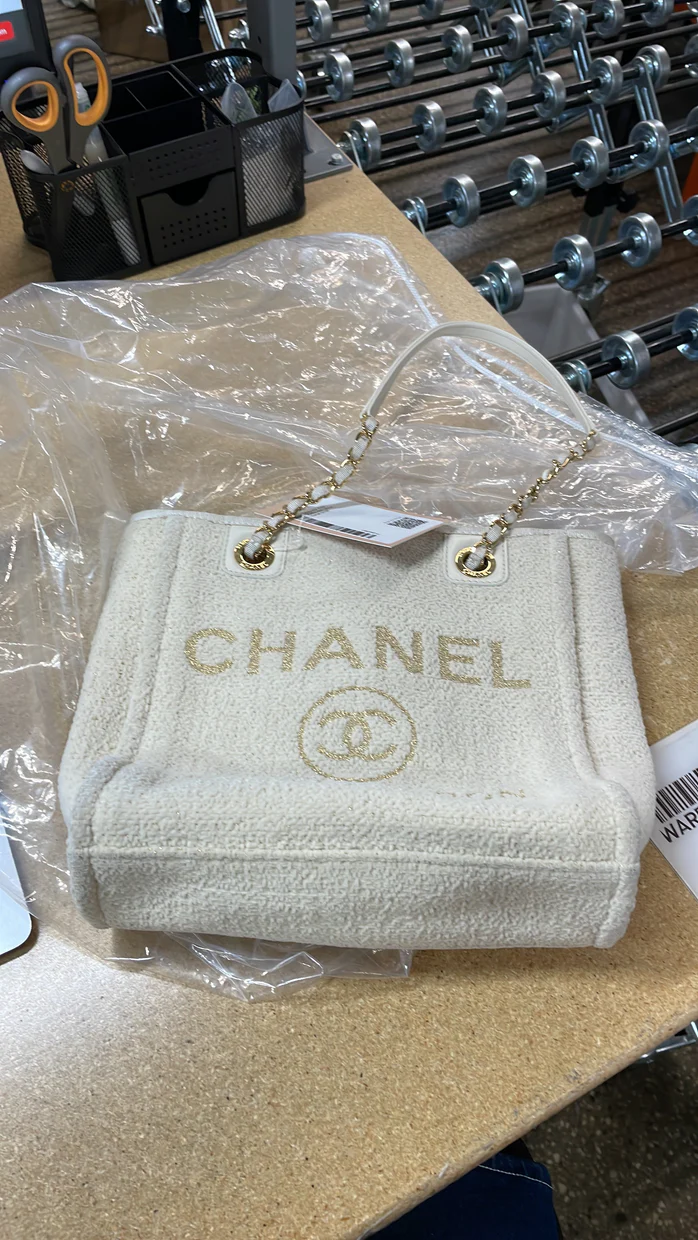 North South Deauville Tote Boucle Small - Deep Luxury