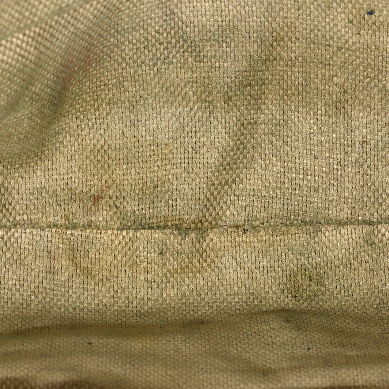 Soho Messenger Bag Leather Medium - Deep Luxury