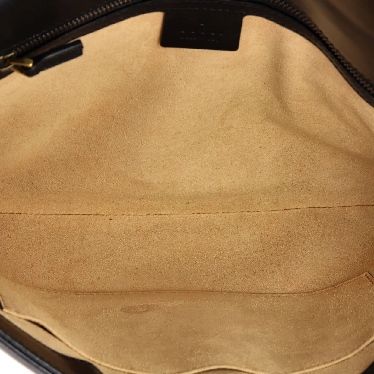 GG Marmont Flap Clutch Matelasse Leather - Deep Luxury