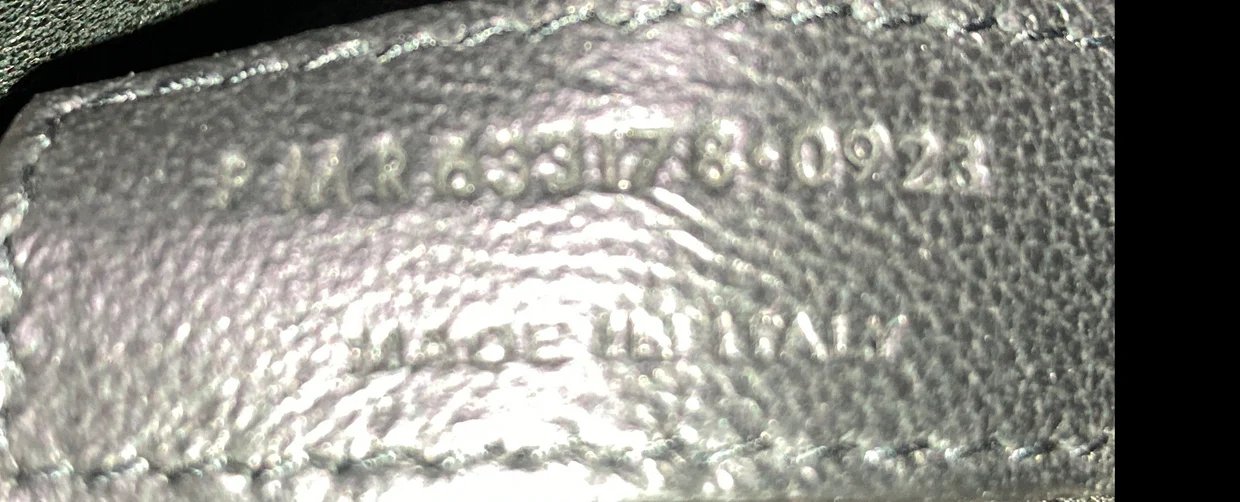 Niki Chain Flap Bag Leather Medium - Deep Luxury