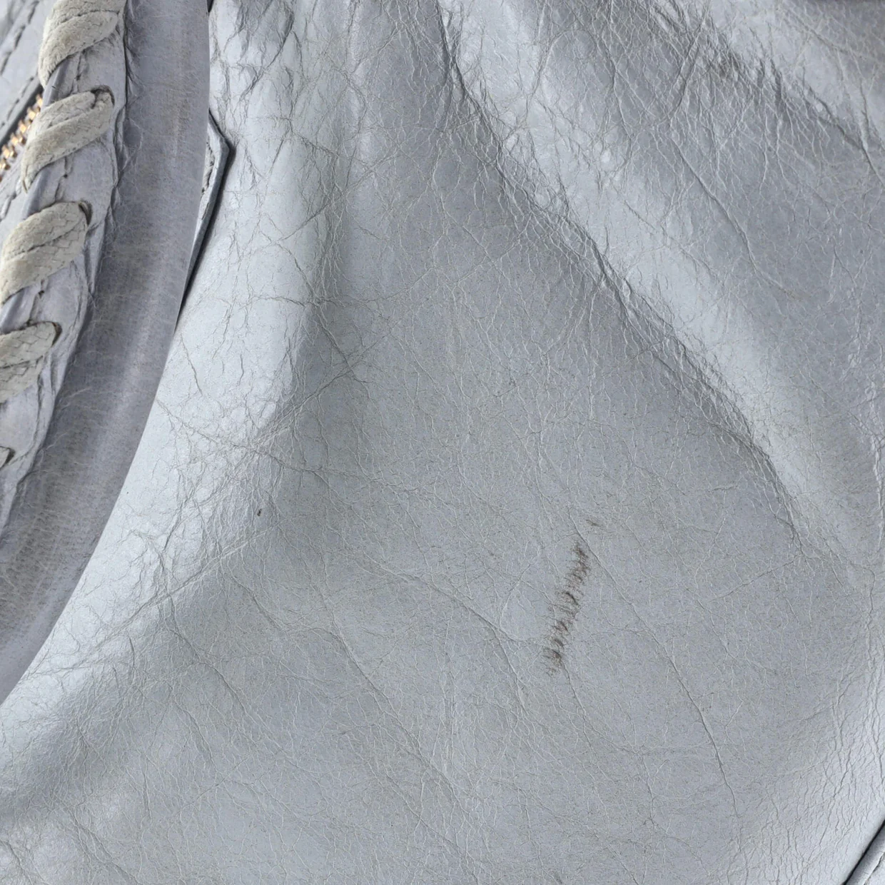 City Giant Studs Bag Leather Medium - Deep Luxury