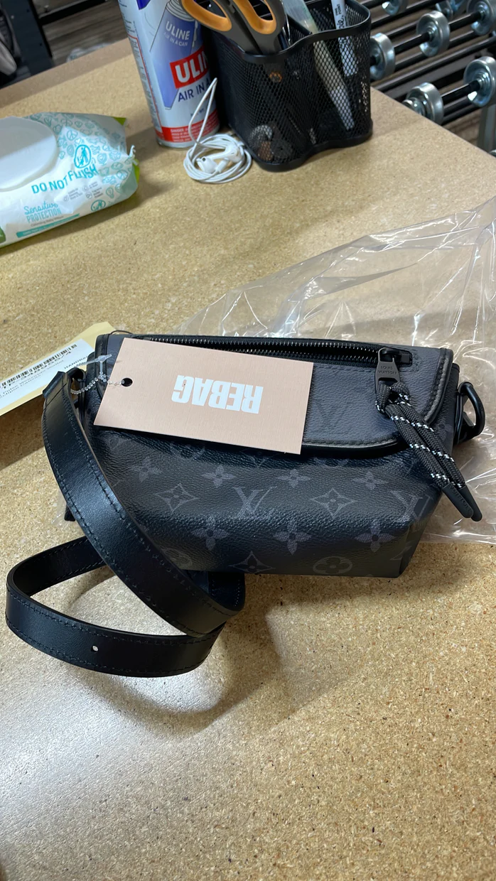 Pulse Wearable Wallet Monogram Eclipse Canvas - Deep Luxury