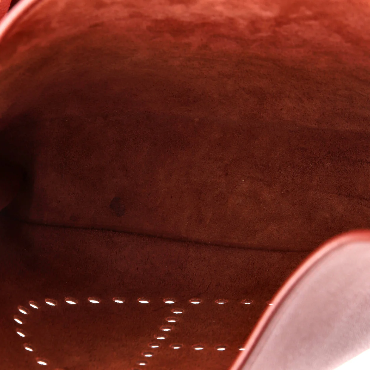 Evelyne Bag Gen III Epsom PM - Deep Luxury