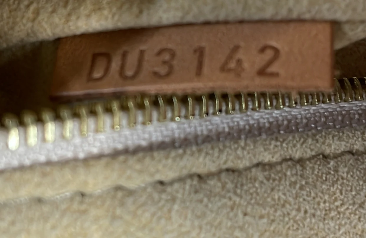 Salina Handbag Damier GM - Deep Luxury