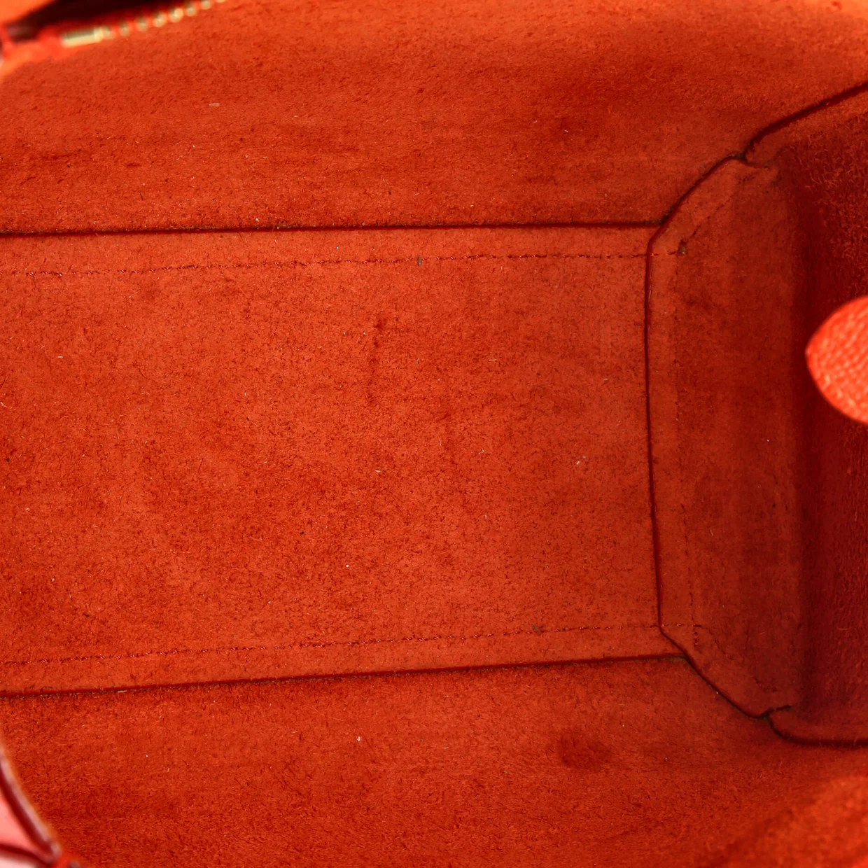 Belt Bag Textured Leather Nano - Deep Luxury