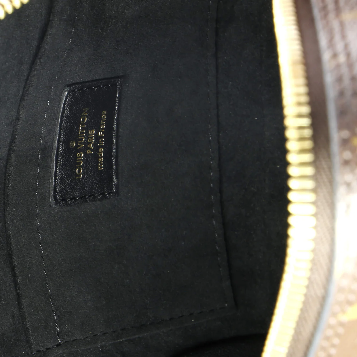 Square Bag Reverse Monogram Canvas - Deep Luxury