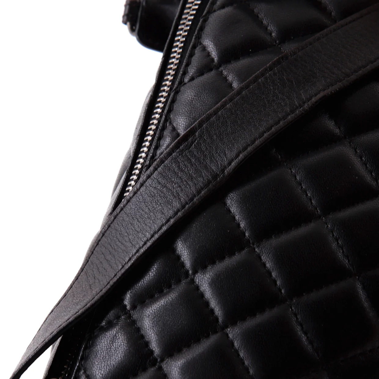 Banane Waist Bag Quilted Leather - Deep Luxury